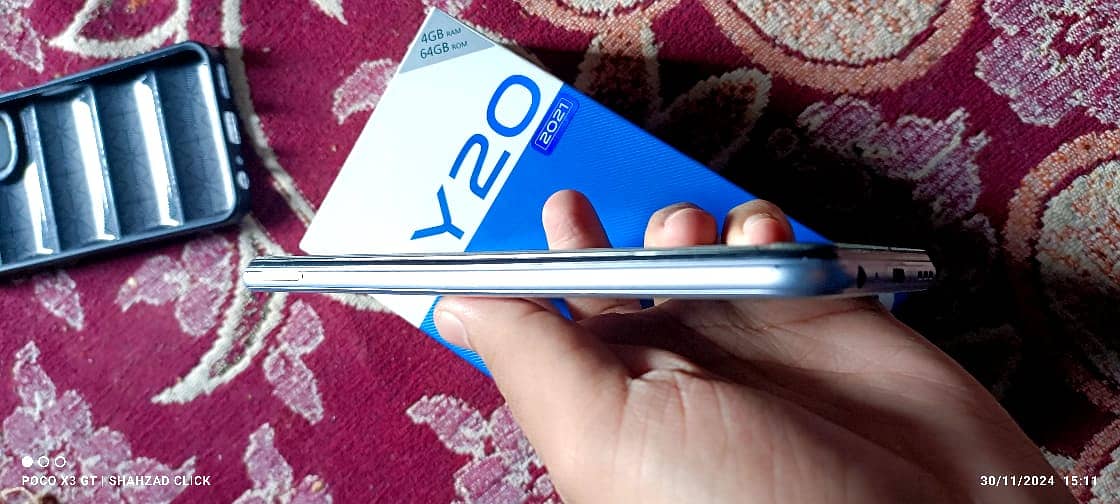 Vivo y20 withbox case no open no repair 2