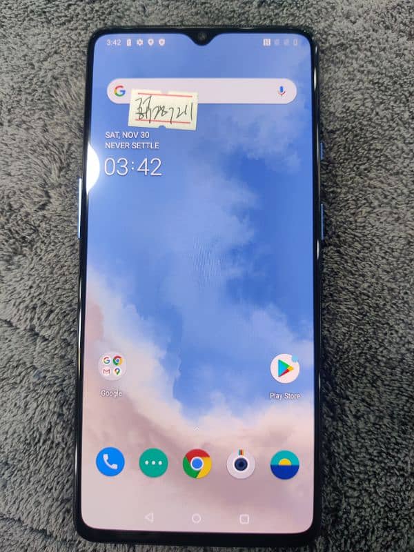 OnePlus 7t 10/10 condition 2