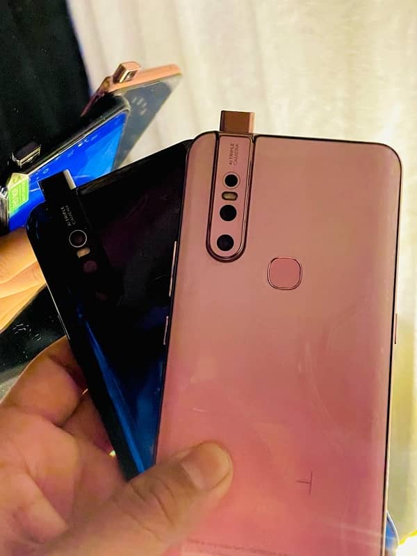 Vivo v15 with box 1