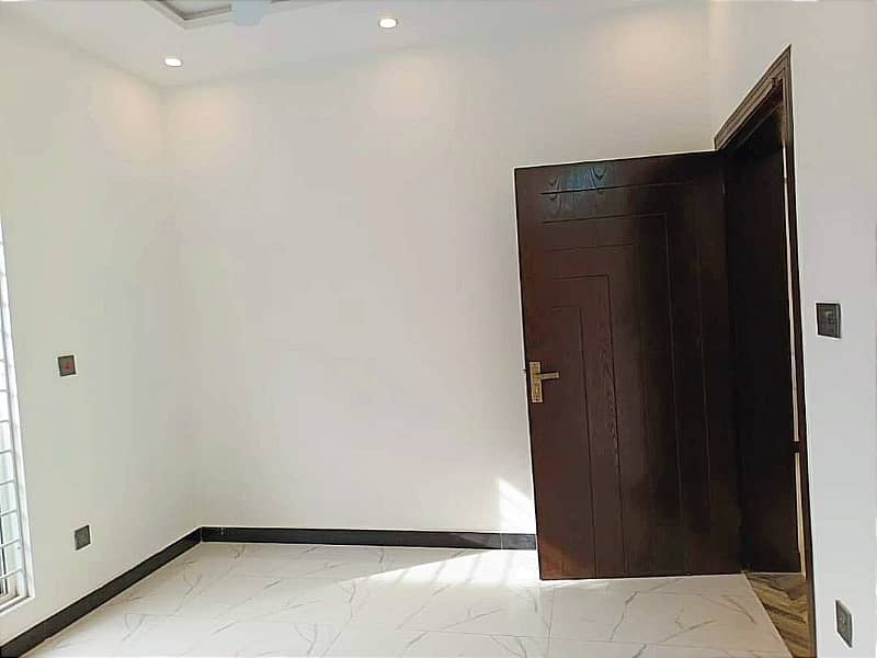 5 Marla Most Luxury House For Rent In Bahria Town Phase 8 7