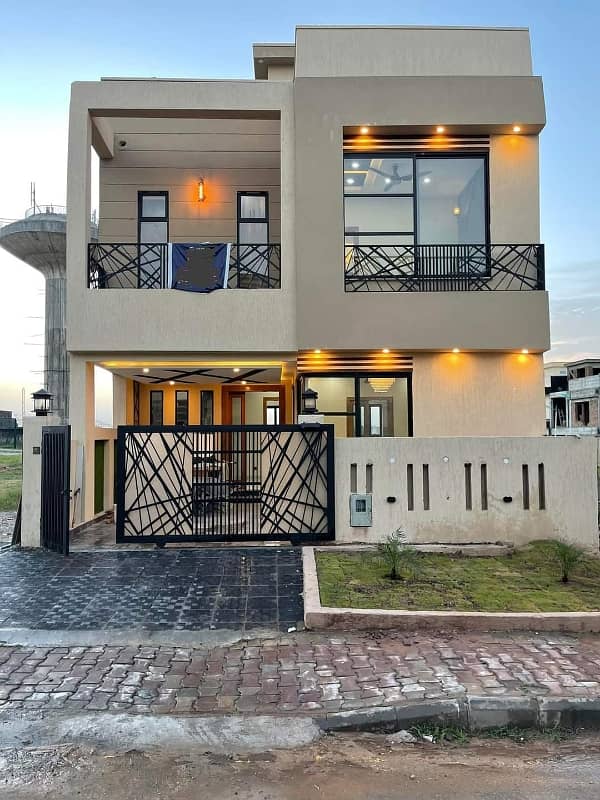 5 Marla Most Luxury House For Rent In Bahria Town Phase 8 0