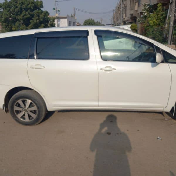 Toyota Wish 2006/7 5