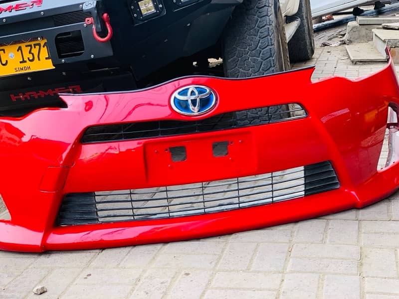 Toyota Aqua Front Bumper Very good Condition 9