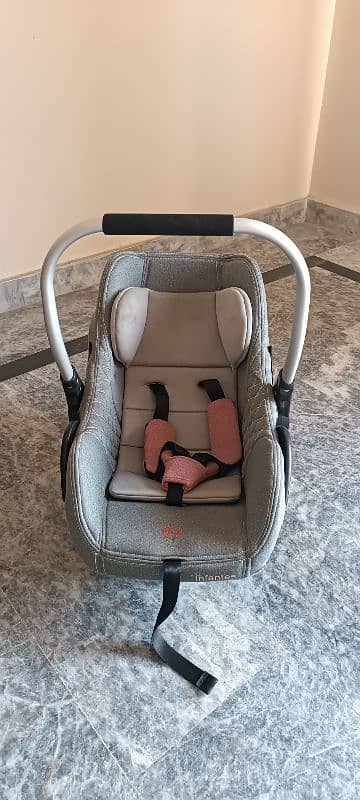 Baby Carry Cot Infantes Brand Car Seat 3