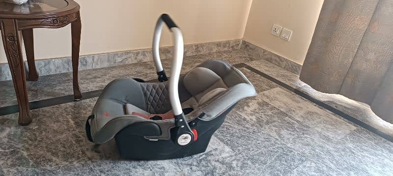 Baby Carry Cot Infantes Brand Car Seat 7