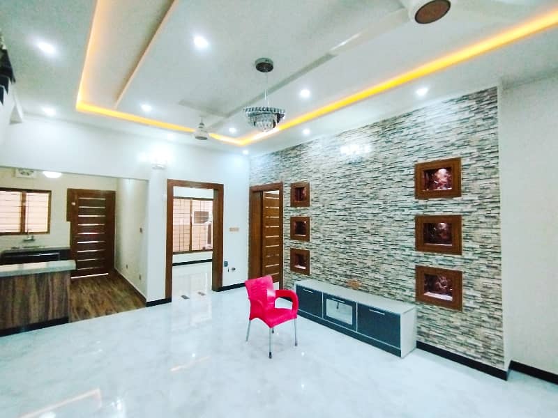 7 Marla Extreme Level House For Rent in Bahria Town Phase 8 15