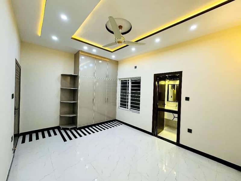 5 Marla Brand New House Available For Rent in Bahria Town Phase 8 14