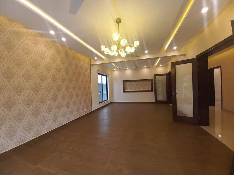 1 Kanal Beautiful Full House For Rent In Near Park And MacDonald Dha Phase 2 Islamabad 7