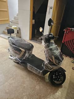 Evee Electric Scooty Gen-Z