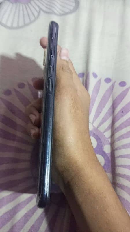 Oppo f11 new condition all okay with box 3