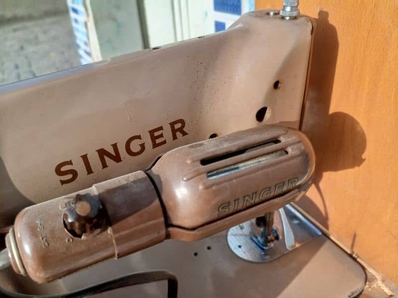 singer sewing machine 14