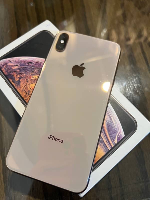 iphone xsmax 265gb factry unlock only little panle brok 0