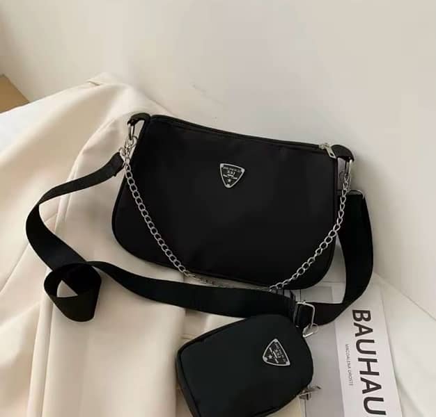 cutesy black trendy 2in1 large capacity portable crossbody bag !! <3 2