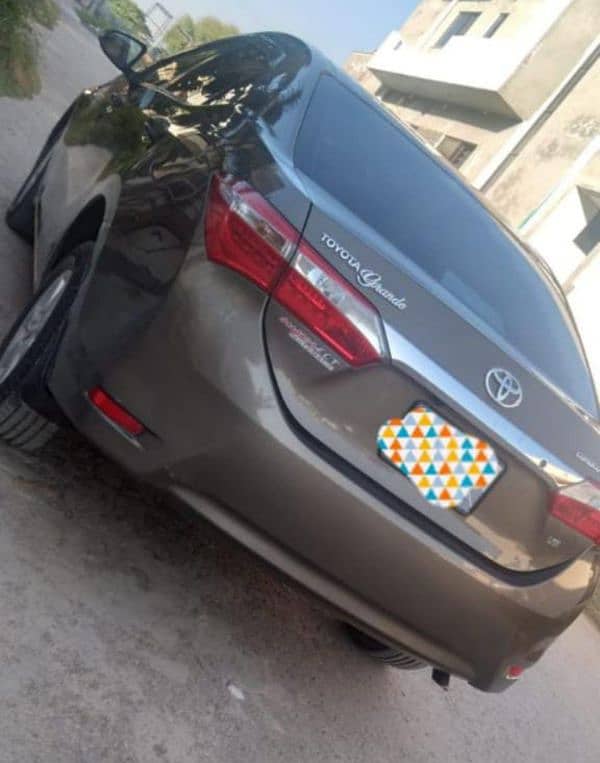 Toyota Corolla Altis 1.6 2015 9