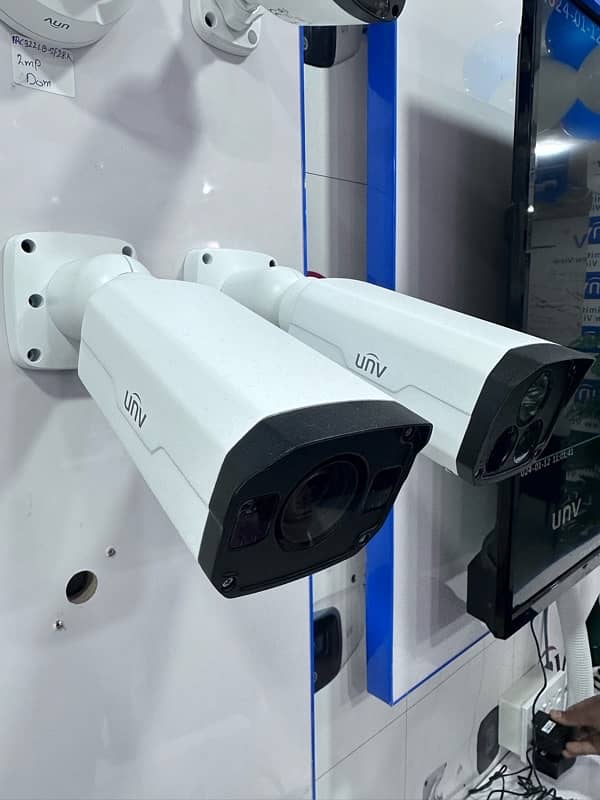 CCTV Solution / Surveillance System / Cameras / Night Vision 6