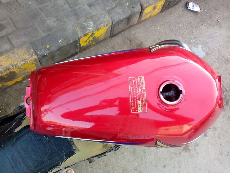 125 fuel tank 2023 2