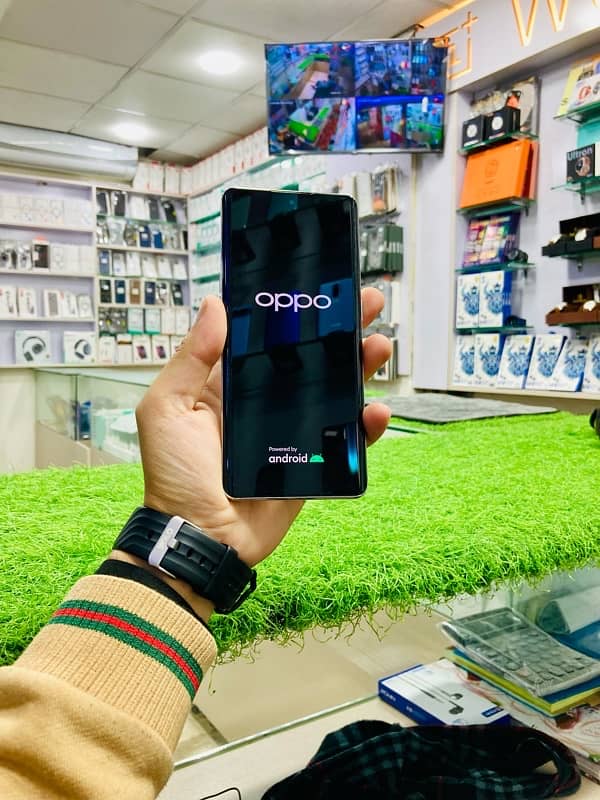 OPPO RENO 9 pro 5G 4