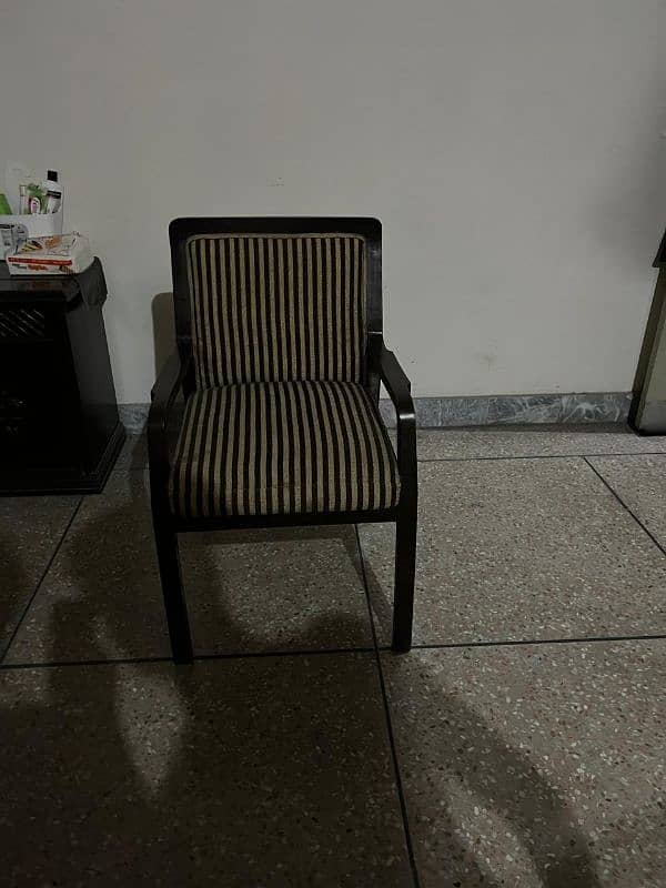 Chair 0