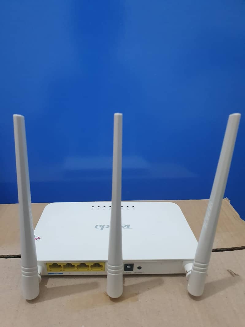 Tenda Wifi Router F3 | Tripple Antena Version 6 7