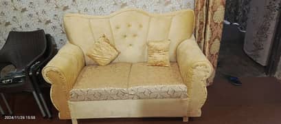 BRAND NEW SOFA SET URGENT FOR SALE