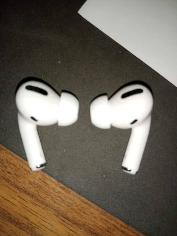 Apple Air Pods Pro 5