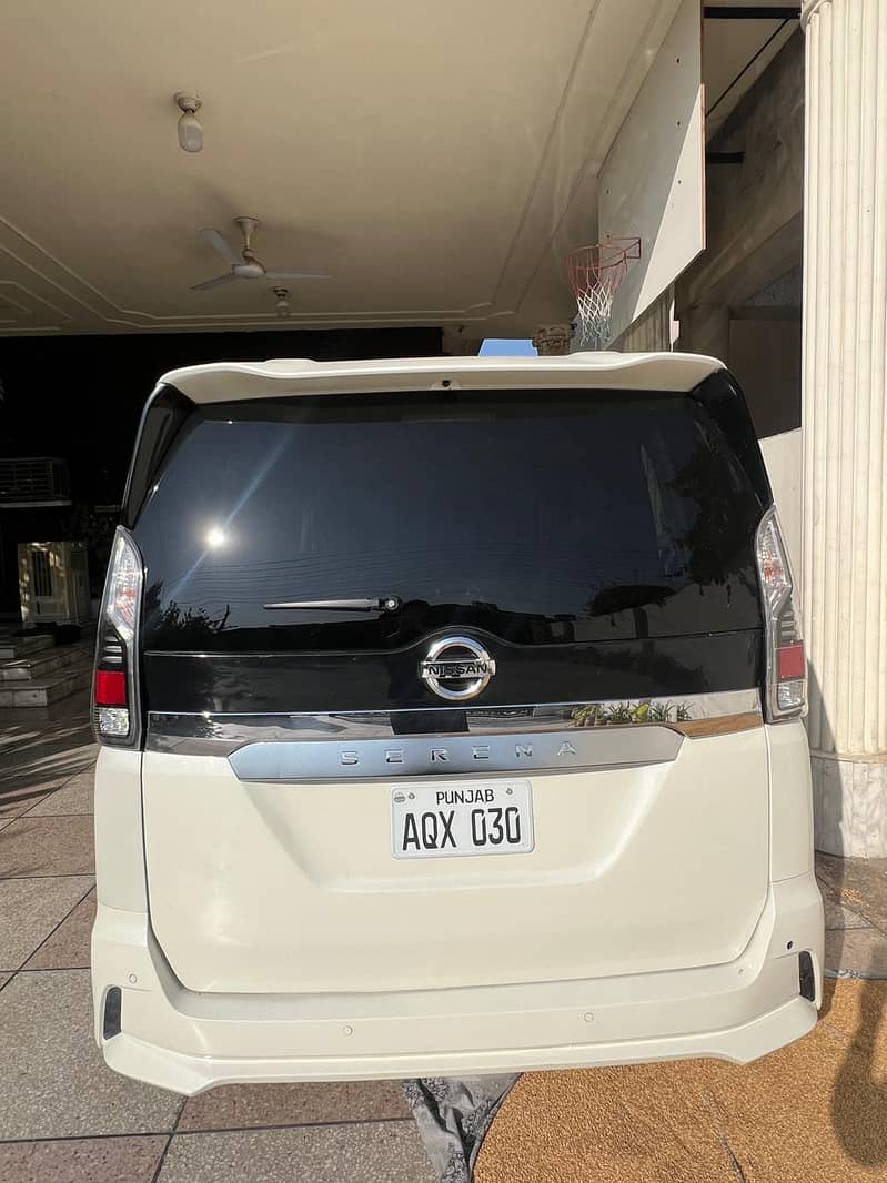 Nissan Serena e-POWER Highway Star 2018 2