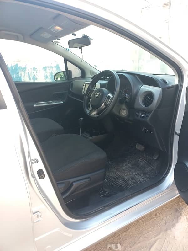 Toyota Vitz 2015 2