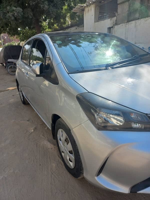 Toyota Vitz 2015 7