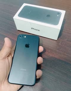 Iphone 7 32 GB with Box PTA Approved exchange Possible