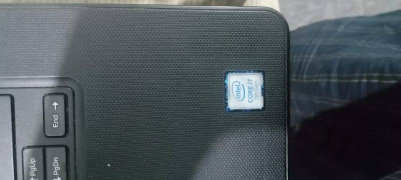 dell  core i7  all ok all original no opan no rapr 4