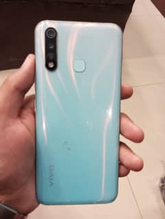 vivo y19, 8/256 urgent sale Minor crack in display