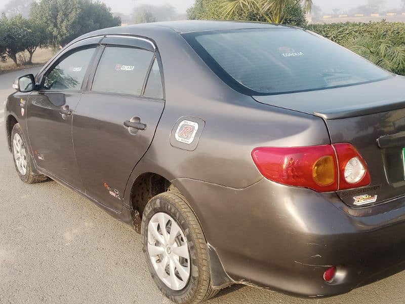 Toyota Corolla GLI 2010 4