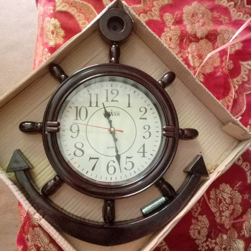 Fancy wall clock for sale 1