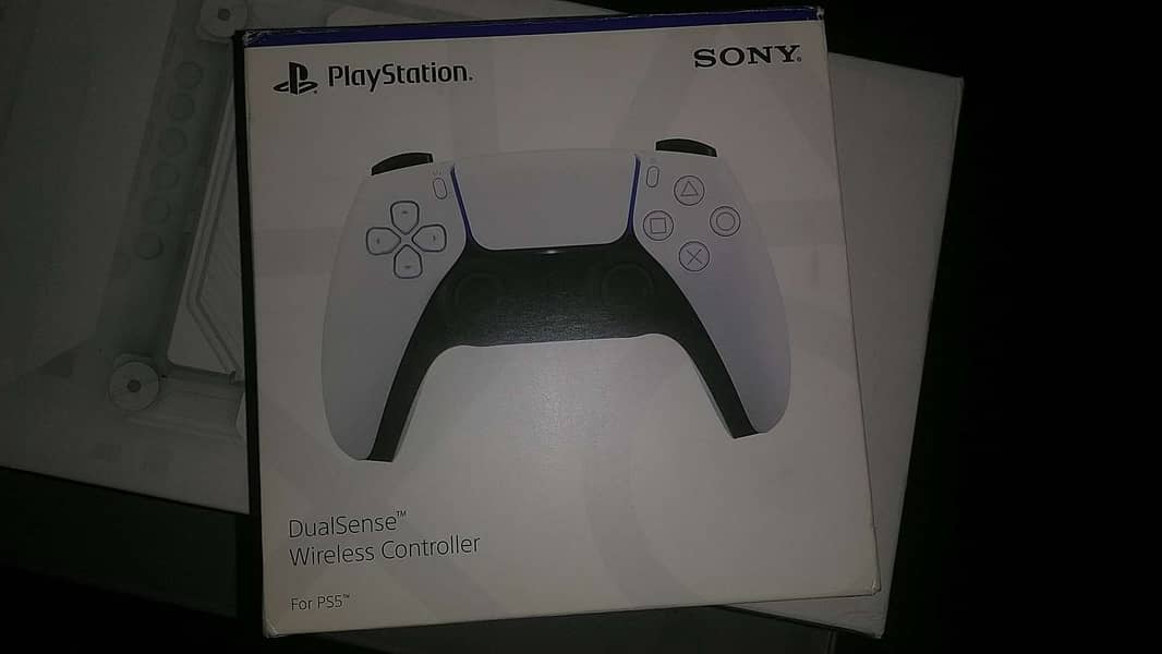 PS5 White Controller 0