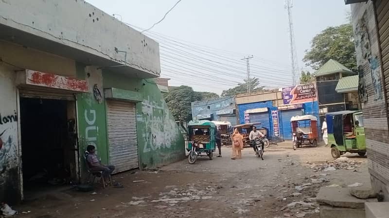 7 Marla plot For sale 1/2km from ferozpur road Kahna nau Lahore 1