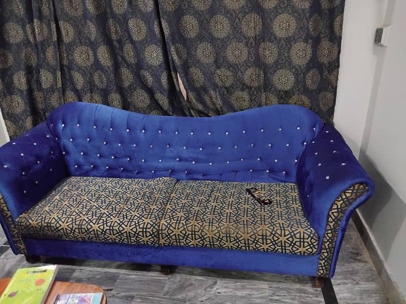 7 Siter sofa seat  contact. 03322368252 1