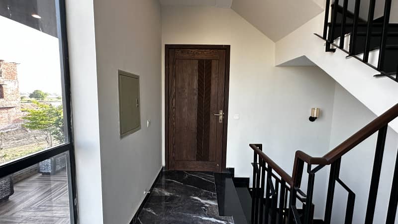 10 Marla Beautiful House With Basement Available For Rent In Lake City Sector M2A 10