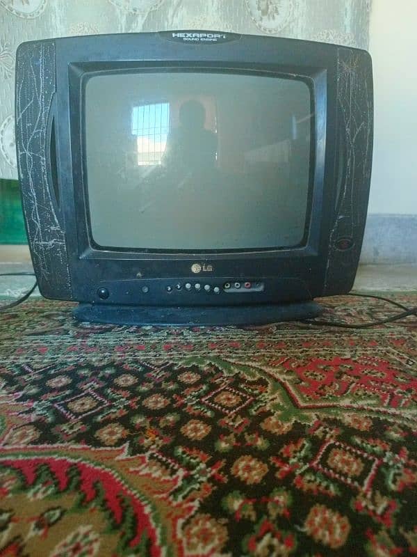 LG TV in good condition 15