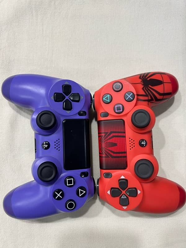 PS4 with 2 controllers 1