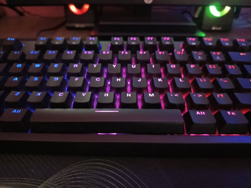 AUKEY KMG14 RGB TKL MECHANICAL KEYBOARD 1