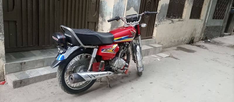 Honda CG-125 2019 model 4