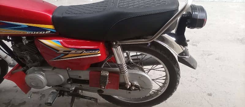 Honda CG-125 2019 model 5