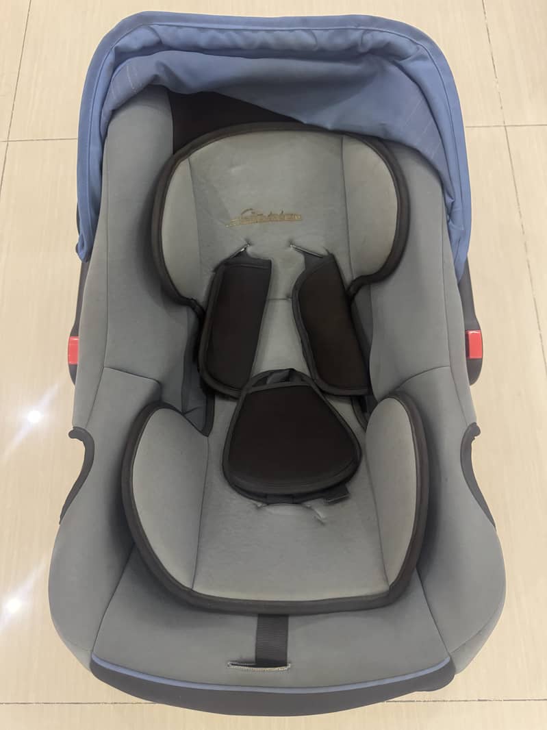 Car Seat + Carry Cot with Rocker 0