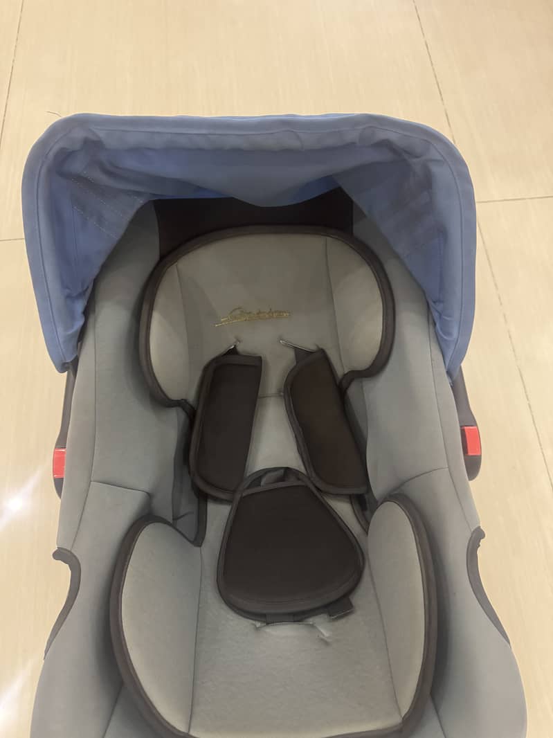 Car Seat + Carry Cot with Rocker 4