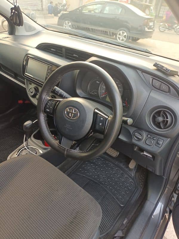 Toyota Vitz 2019 4