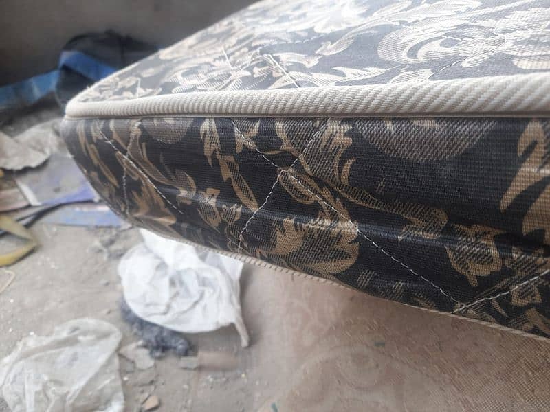 3 months used medicated mattresses in good condition 2