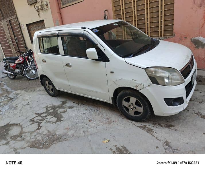 Suzuki Wagon R 2017 1