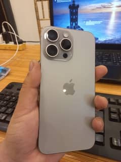 Iphone 15 Pro Max HK