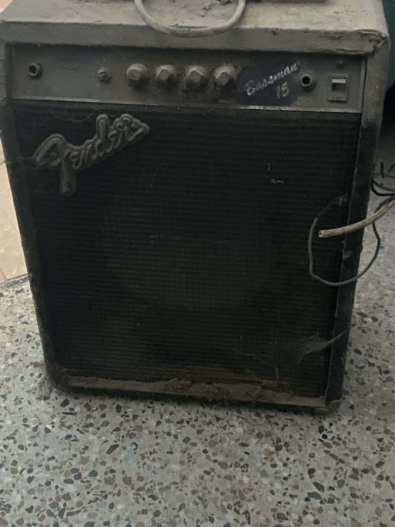 Fender amplifier (original) 1