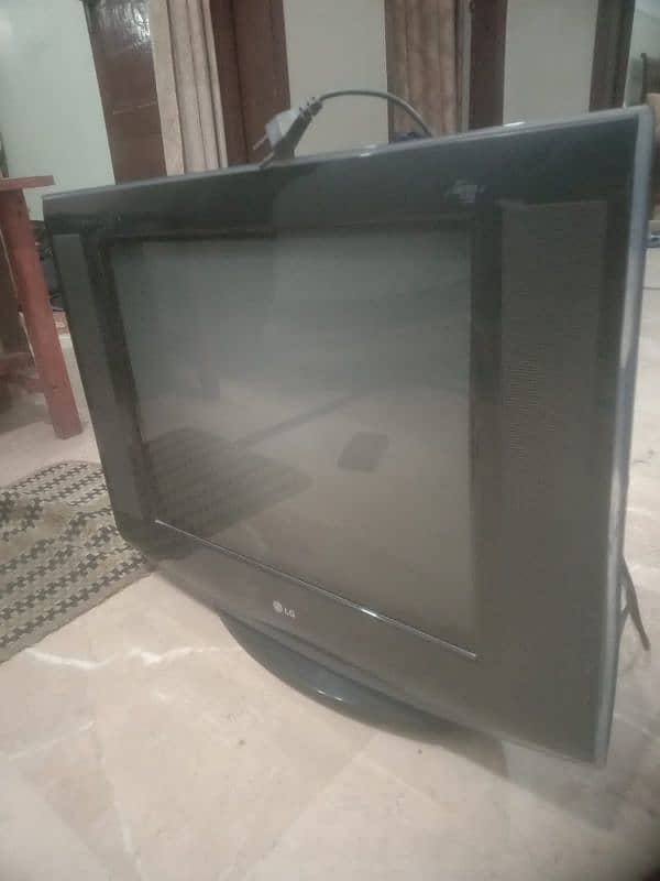 LG tv 21 inch 3